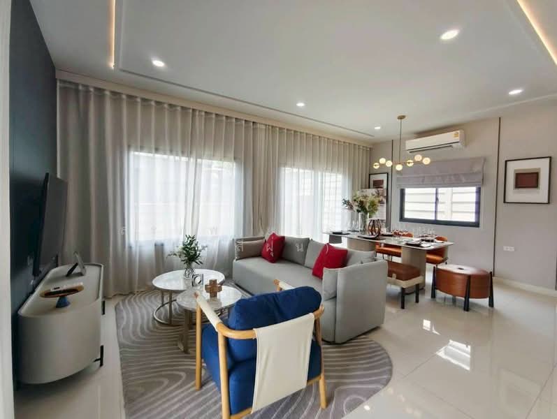 Britania Ratchaphruek-Kanchanaphisek : บริทาเนีย ราชพฤกษ์-กาญจนาภิเษก, Pathum Thani, Khlong Phra Udom, Lat Lum Kaeo, Pathum Thani, 3 Bedrooms, 145 sqm, Single Detached House For Sale, by สรภพ ยอดไชย (สีฝุ่น), 500227863 - DDproperty.com