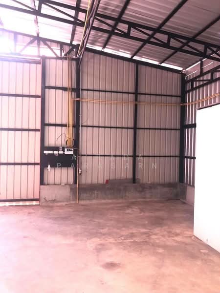 เช่า โกดัง ซอยลาดพร้าว 81, Bangkok, Khlong Chaokhun Sing, Wang Thonglang, Bangkok, , 290 sqm, Warehouse/Factory For Rent, by Airada Parasarn, 500227865 - DDproperty.com