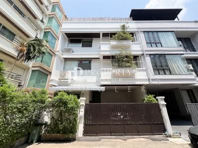 ขาย - ทาวน์โฮมสุขุมวิท 71 ซอยปรีดี พนมยงค์ 14, กรุงเทพ