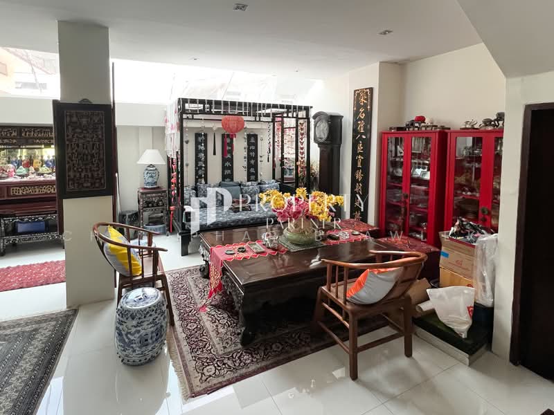 Townhome Sukhumvit 71 Pridi Phanomyong 14, Bangkok, สุขุมวิท, Khlong Tan Nua, Watthana, Bangkok, 4 Bedrooms, 250 sqm, Townhouse For Sale, by Chidaphar Beawlek, 500227929 - DDproperty.com