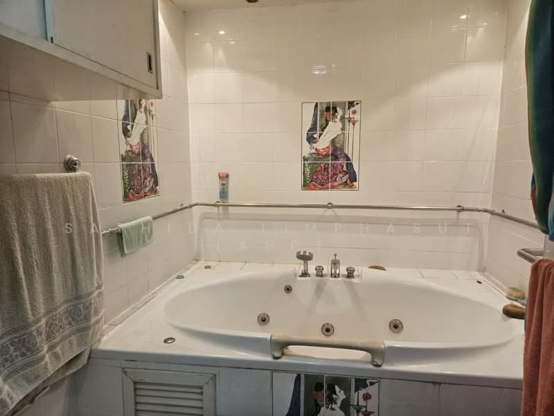 For Sale - Markland Condominium Pattaya, Chon Buri (Pattaya)