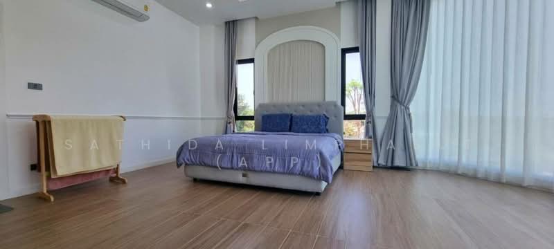 The Village Housing Estate by Horseshoe Point, Chon Buri (Pattaya), Toongklom-Huaytanoo Road, Nong Pru, Bang Lamung (Pattaya), Chon Buri (Pattaya), 4 Bedrooms, 550 sqm, Single Detached House For Sale, by Sathida Limphasut (App), 500227940 - DDproperty.com