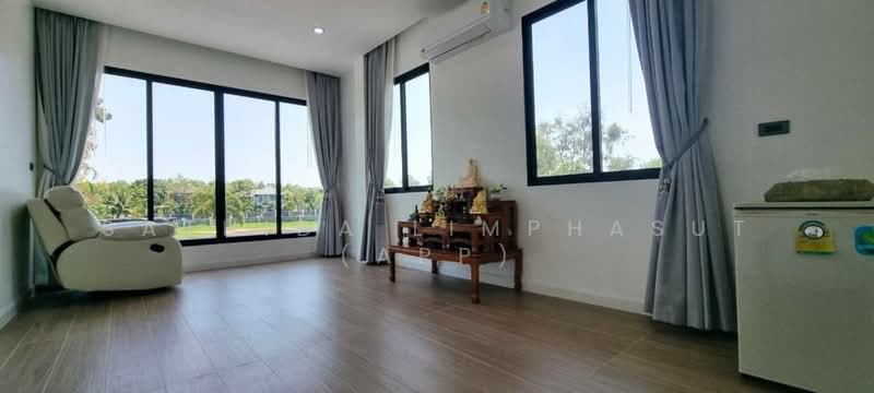 The Village Housing Estate by Horseshoe Point, Chon Buri (Pattaya), Toongklom-Huaytanoo Road, Nong Pru, Bang Lamung (Pattaya), Chon Buri (Pattaya), 4 Bedrooms, 550 sqm, Single Detached House For Sale, by Sathida Limphasut (App), 500227940 - DDproperty.com