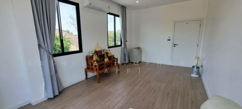 The Village Housing Estate by Horseshoe Point, Chon Buri (Pattaya), Toongklom-Huaytanoo Road, Nong Pru, Bang Lamung (Pattaya), Chon Buri (Pattaya), 4 Bedrooms, 550 sqm, Single Detached House For Sale, by Sathida Limphasut (App), 500227940 - DDproperty.com