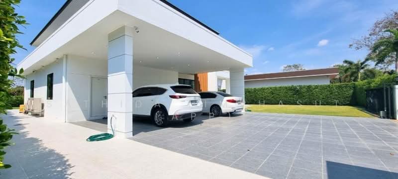 The Village Housing Estate by Horseshoe Point, Chon Buri (Pattaya), Toongklom-Huaytanoo Road, Nong Pru, Bang Lamung (Pattaya), Chon Buri (Pattaya), 4 Bedrooms, 550 sqm, Single Detached House For Sale, by Sathida Limphasut (App), 500227940 - DDproperty.com