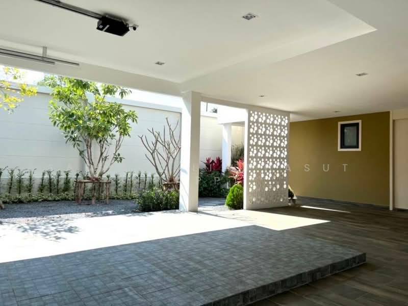 Villa Forestias (Baan Mae 4), Chon Buri (Pattaya), ﻿Sukhumvit Phatthaya 21, Nong Pru, Bang Lamung (Pattaya), Chon Buri (Pattaya), 5 Bedrooms, 520 sqm, Villa For Sale, by Sathida Limphasut (App), 500228012 - DDproperty.com