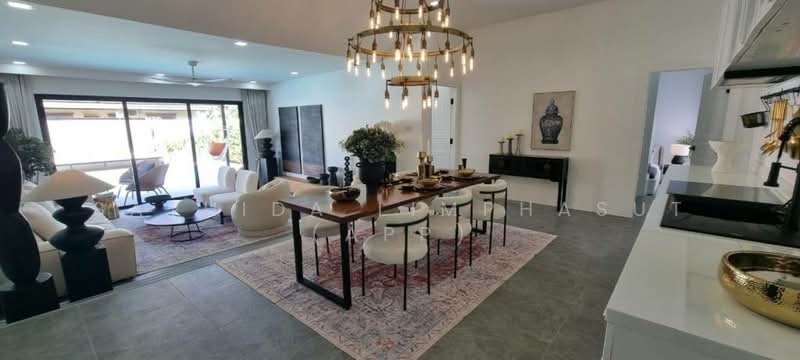 Srisuk Villa Pattaya, Chon Buri (Pattaya), Nong Pru, Bang Lamung (Pattaya), Chon Buri (Pattaya), 5 Bedrooms, 200 sqm, Villa For Sale, by Sathida Limphasut (App), 500228031 - DDproperty.com