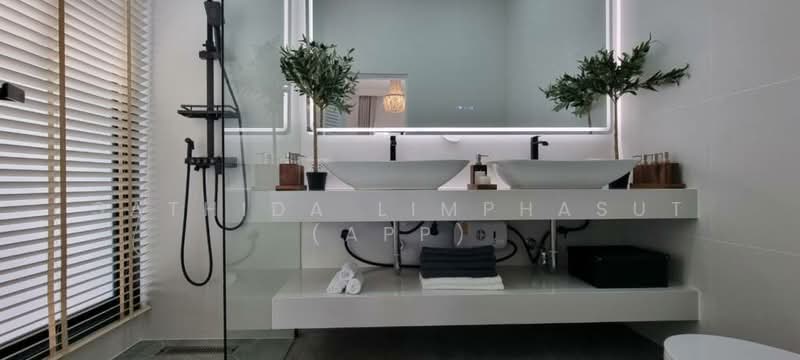 Srisuk Villa Pattaya, Chon Buri (Pattaya), Nong Pru, Bang Lamung (Pattaya), Chon Buri (Pattaya), 5 Bedrooms, 200 sqm, Villa For Sale, by Sathida Limphasut (App), 500228031 - DDproperty.com