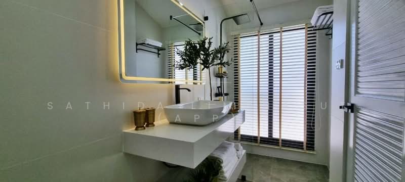 Srisuk Villa Pattaya, Chon Buri (Pattaya), Nong Pru, Bang Lamung (Pattaya), Chon Buri (Pattaya), 5 Bedrooms, 200 sqm, Villa For Sale, by Sathida Limphasut (App), 500228031 - DDproperty.com