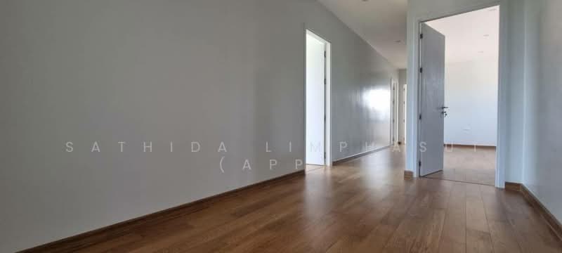 ขาย - Rungsii Village Pattaya : รังสี วิลเลจ พัทยา, ชลบุรี