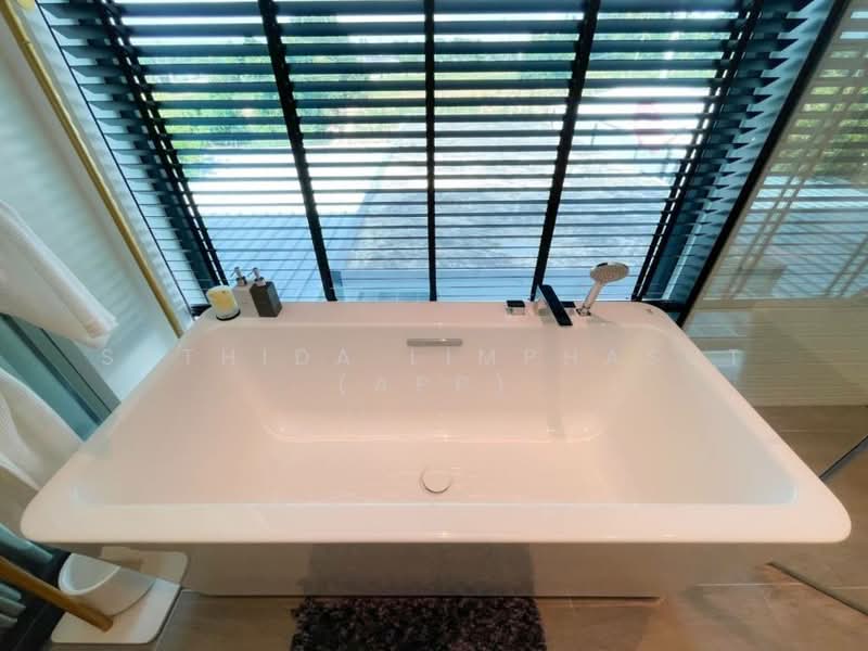 Patta Prime, Chon Buri (Pattaya), Bypass Road, Nong Pla Lai, Bang Lamung (Pattaya), Chon Buri (Pattaya), 4 Bedrooms, 550 sqm, Villa For Sale, by Sathida Limphasut (App), 500228034 - DDproperty.com