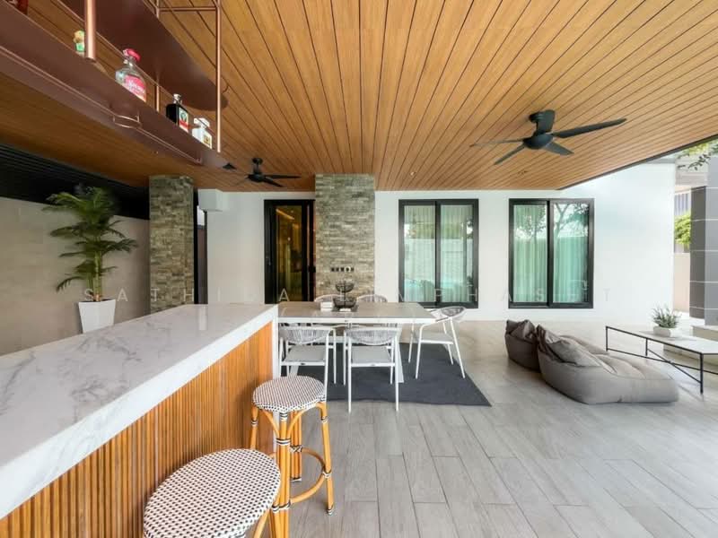 Patta Prime, Chon Buri (Pattaya), Bypass Road, Nong Pla Lai, Bang Lamung (Pattaya), Chon Buri (Pattaya), 4 Bedrooms, 550 sqm, Villa For Sale, by Sathida Limphasut (App), 500228034 - DDproperty.com