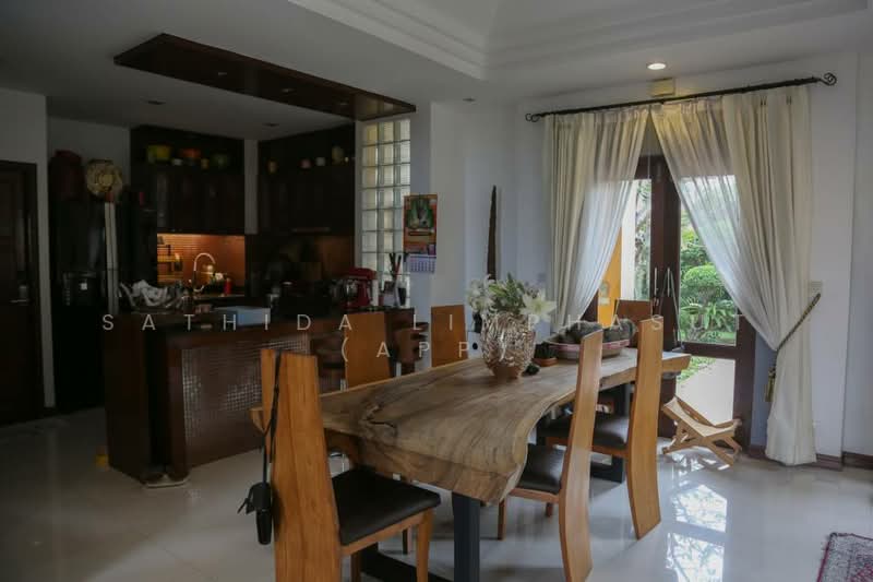 Perla Villa Pattaya, Chon Buri (Pattaya), Poong, Bang Lamung (Pattaya), Chon Buri (Pattaya), 3 Bedrooms, 750 sqm, Villa For Sale, by Sathida Limphasut (App), 500228037 - DDproperty.com