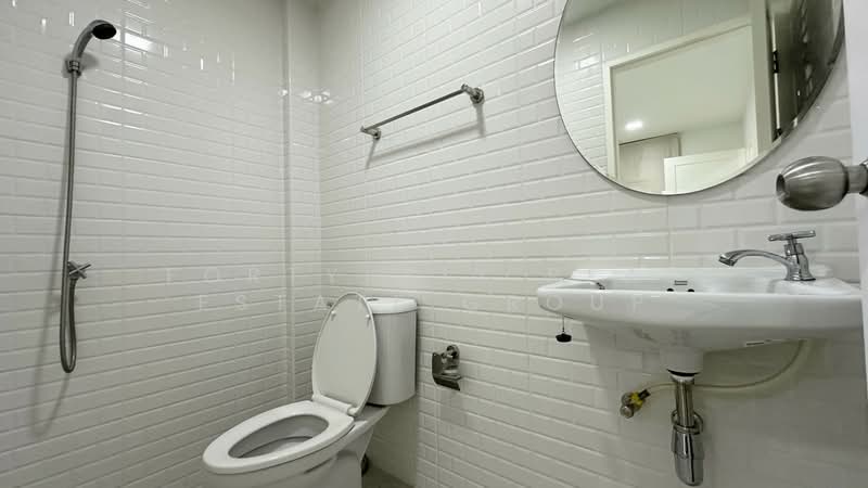 ให้เช่าทาวน์โฮม 3 ชั้น เฟอร์ครบ พร้อมอยู่!, Bangkok, Suan Luang, Suan Luang, Bangkok, 3 Bedrooms, 185 sqm, Townhouse For Rent, by Forty-Six Real Estate Group, 500228047 - DDproperty.com