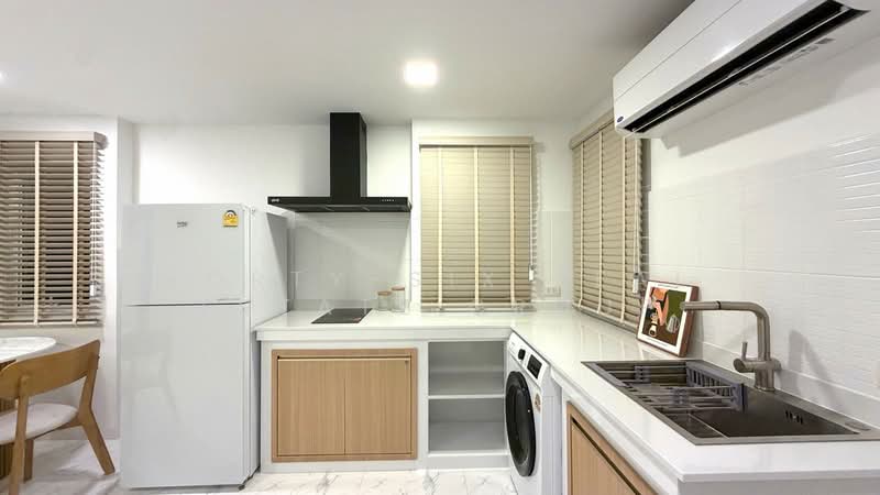 ให้เช่าทาวน์โฮม 3 ชั้น Modern Life พร้อมอยู่!, Bangkok, Suan Luang, Suan Luang, Bangkok, 3 Bedrooms, 185 sqm, Townhouse For Rent, by Forty-Six Real Estate Group, 500228050 - DDproperty.com