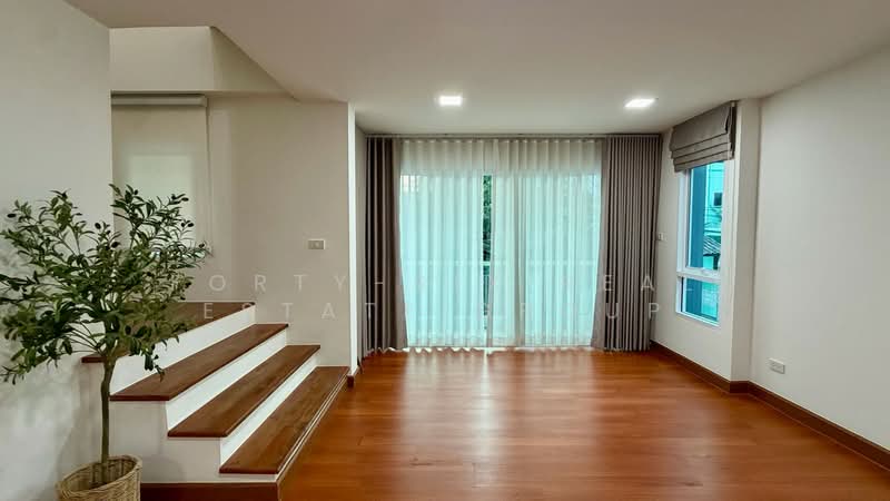 ให้เช่าทาวน์โฮม 3 ชั้น Modern Life พร้อมอยู่!, กรุงเทพ, สวนหลวง, สวนหลวง, กรุงเทพ, 185 ตร.ม., ทาวน์เฮ้าส์ ให้เช่า, โดย Forty-Six Real Estate Group, 500228050 - DDproperty.com