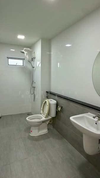 ให้เช่าทาวน์โฮม 3 ชั้น Modern Life พร้อมอยู่!, Bangkok, Suan Luang, Suan Luang, Bangkok, 3 Bedrooms, 185 sqm, Townhouse For Rent, by Forty-Six Real Estate Group, 500228050 - DDproperty.com