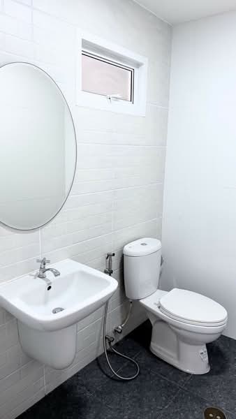 ให้เช่าบ้านแฝด 3 ชั้น พร้อมเฟอร์ 2 ห้องนอน, Bangkok, Suan Luang, Suan Luang, Bangkok, 4 Bedrooms, 258 sqm, Townhouse For Rent, by Forty-Six Real Estate Group, 500228051 - DDproperty.com