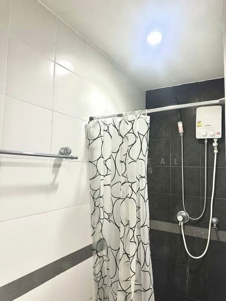 A Space Asoke-Ratchada, Bangkok, 624 Asoke-Dindaeng Road, Din Daeng, Din Daeng, Bangkok, 1 Bedroom, 32 sqm, Condo For Sale, by Living Real Estates, 500228073 - DDproperty.com