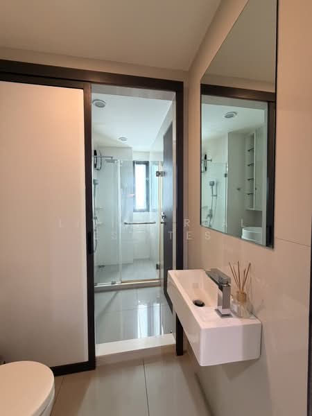 Rhythm Asoke, Bangkok, 299 Asoke - Dindaeng Road, Makkasan, Ratchathewi, Bangkok, 2 Bedrooms, 42 sqm, Condo For Rent, by Living Real Estates, 500228080 - DDproperty.com
