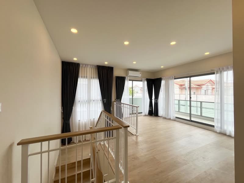 Perfect Residence Sukhumvit 77-Suvarnabhumi : เพอร์เฟค เรสซิเดนซ์ สุขุมวิท 77-สุวรรณภูมิ, สมุทรปราการ, ถนนลาดกระบัง, ราชาเทวะ, บางพลี, สมุทรปราการ, 260 ตร.ม., บ้านเดี่ยว ให้เช่า, โดย ภัทรพรรณ บุหงาเกษมสุข, 500228081 - DDproperty.com