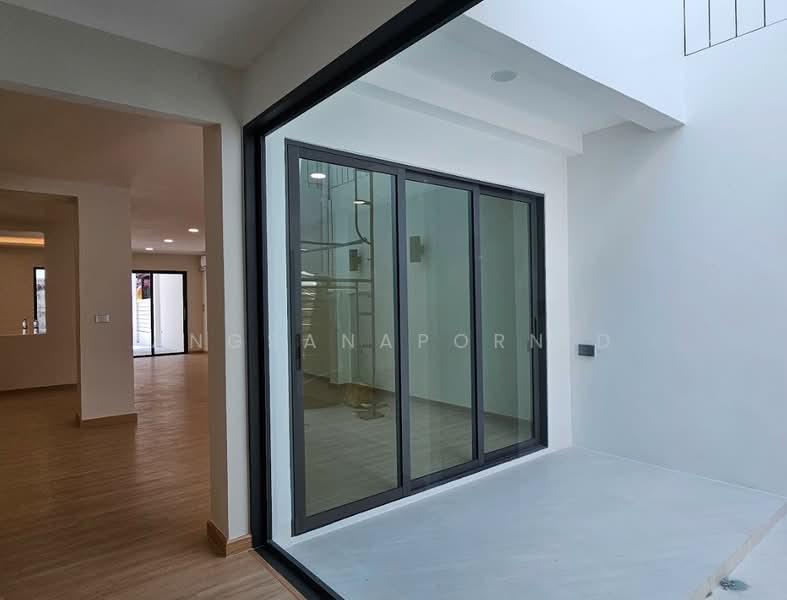 บ้าน ใกล้ central ลาดพร้าว 2 นอนพหลโยธิน 23, Bangkok, Chatuchak, Chatuchak, Bangkok, 2 Bedrooms, 250 sqm, Townhouse For Sale, by Angsanaporn D, 500228082 - DDproperty.com