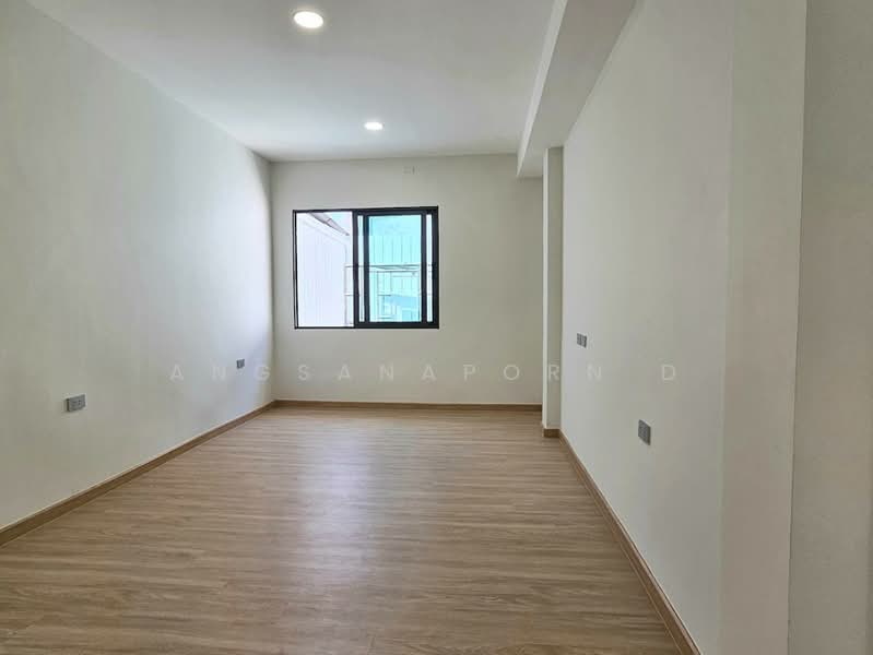 บ้าน ใกล้ central ลาดพร้าว 2 นอนพหลโยธิน 23, Bangkok, Chatuchak, Chatuchak, Bangkok, 2 Bedrooms, 250 sqm, Townhouse For Sale, by Angsanaporn D, 500228082 - DDproperty.com