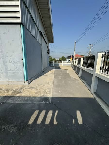 ให้เช่าโกดัง ลาดหลุมแก้ว ปทุมธานี 348 ตร.ม. ใกล้ถนนกาญจนาภิเษก, Pathum Thani, Khu Bang Luang, Lat Lum Kaeo, Pathum Thani, , 348 sqm, Warehouse/Factory For Rent, by Jakarin Houpramong, 500228093 - DDproperty.com