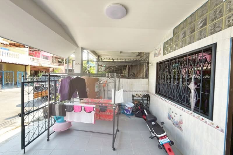 หมู่บ้านสวนทองวิลล่า, Bangkok, Nuan Chan, Bueng Kum, Bangkok, 2 Bedrooms, 90 sqm, Townhouse For Sale, by คุณหนึ่ง, 500228098 - DDproperty.com