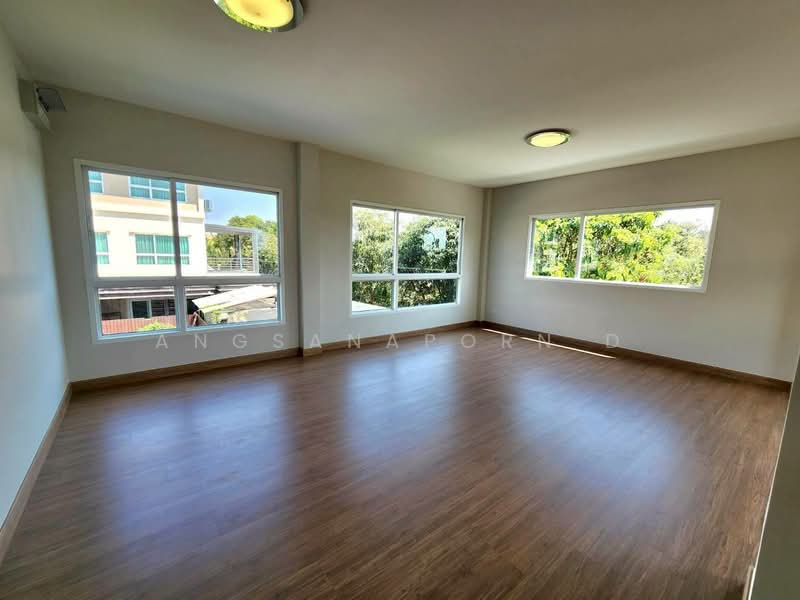 Casa Premium Ratchaphruek-Rama 5, Nonthaburi, Bang Kruai-Sai Noi Road, Bang Krang, Muang Nonthaburi, Nonthaburi, 3 Bedrooms, 246 sqm, Single Detached House For Sale, by Angsanaporn D, 500228137 - DDproperty.com