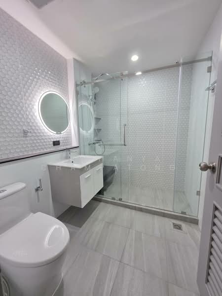 President Park Sukhumvit 24, Bangkok, 99 Sukhumvit 24 Alley, Khlongtoei Nua, Watthana, Bangkok, 3 Bedrooms, 260 sqm, Condo For Rent, by Suchanya Champatong, 500228141 - DDproperty.com