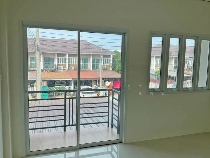 หมู่บ้านทรัพย์มั่นคง4 บางบ่อ, Samut Prakan, Bang Bo, Bang Bo, Samut Prakan, 2 Bedrooms, 100 sqm, Townhouse For Sale, by The Best Property แพน, 500228151 - DDproperty.com