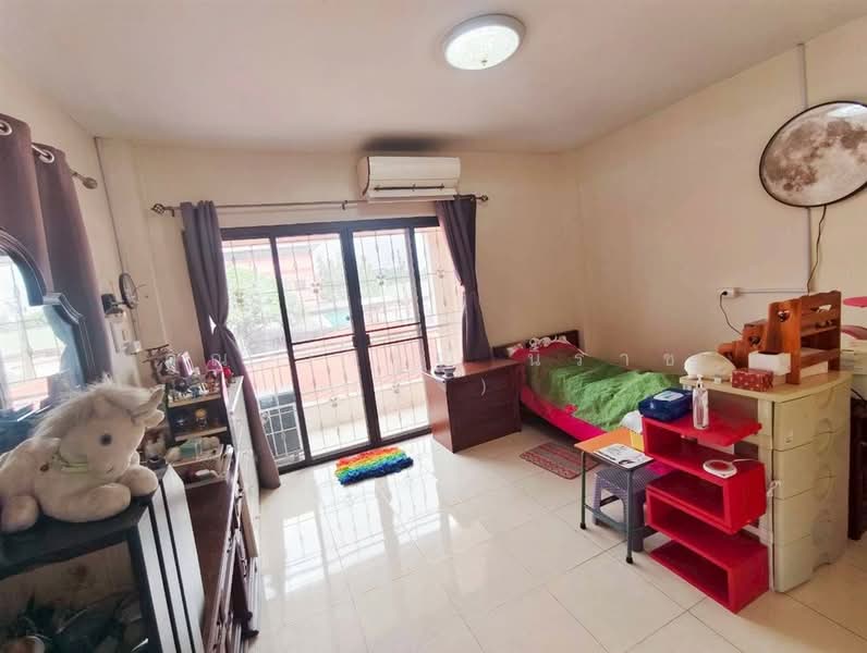 บ้านเดี่ยว 2 ชั้น 50 ตร.ว. บ้านเดี่ยว ใกล้ตลาดเวิลด์มาร์เก็ต ซอยสินพัฒนาธานี1/13 ถนนเพชรเกษม, กรุงเทพ, ถนนเพชรเกษม, ทวีวัฒนา, ทวีวัฒนา, กรุงเทพ, 200 ตร.ม., บ้านเดี่ยว ขาย, โดย คุณ วารุณี นิราช (รุ้ง), 500228158 - DDproperty.com