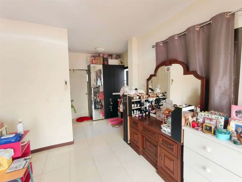 บ้านเดี่ยว 2 ชั้น 50 ตร.ว. บ้านเดี่ยว ใกล้ตลาดเวิลด์มาร์เก็ต ซอยสินพัฒนาธานี1/13 ถนนเพชรเกษม, กรุงเทพ, ถนนเพชรเกษม, ทวีวัฒนา, ทวีวัฒนา, กรุงเทพ, 200 ตร.ม., บ้านเดี่ยว ขาย, โดย คุณ วารุณี นิราช (รุ้ง), 500228158 - DDproperty.com