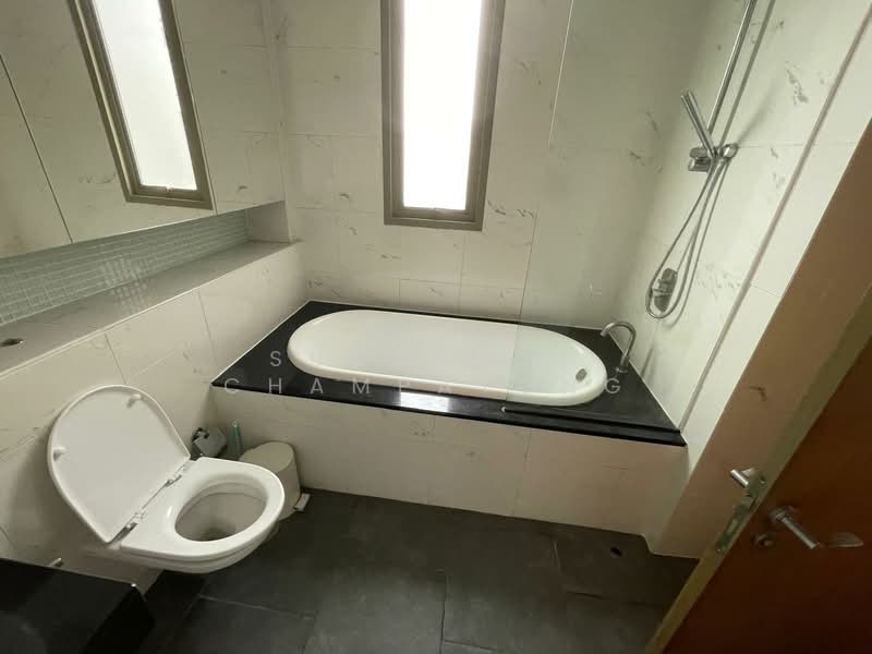 City Lakes Tower, Bangkok, Soi Sukhumvit 16, Khlong Toei, Khlong Toei, Bangkok, 2 Bedrooms, 110 sqm, Condo For Rent, by Suchanya Champatong, 500228162 - DDproperty.com