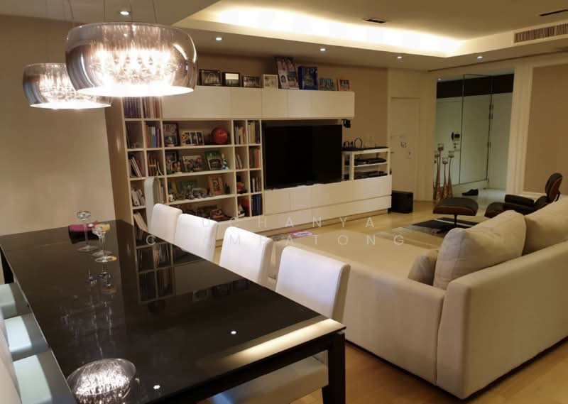 Sathorn Gardens, Bangkok, 39 South Sathorn Road, Thung Maha Mek, Sathon, Bangkok, 3 Bedrooms, 200 sqm, Condo For Sale, by Suchanya Champatong, 500228166 - DDproperty.com