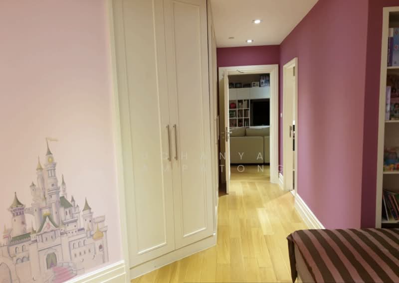 Sathorn Gardens, Bangkok, 39 South Sathorn Road, Thung Maha Mek, Sathon, Bangkok, 3 Bedrooms, 200 sqm, Condo For Sale, by Suchanya Champatong, 500228166 - DDproperty.com