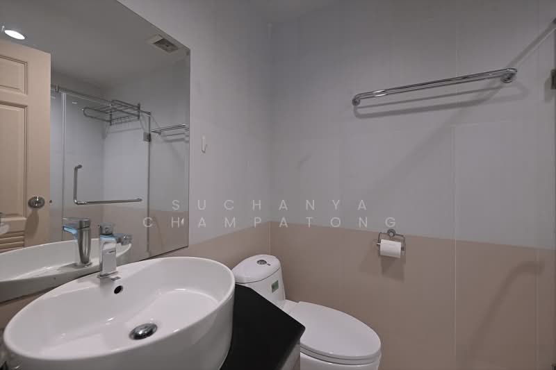 Sukhumvit Living Town, Bangkok, 299 Sukhumvit 21 Road, Khlongtoei Nua, Watthana, Bangkok, 2 Bedrooms, 63 sqm, Condo For Sale, by Suchanya Champatong, 500228173 - DDproperty.com