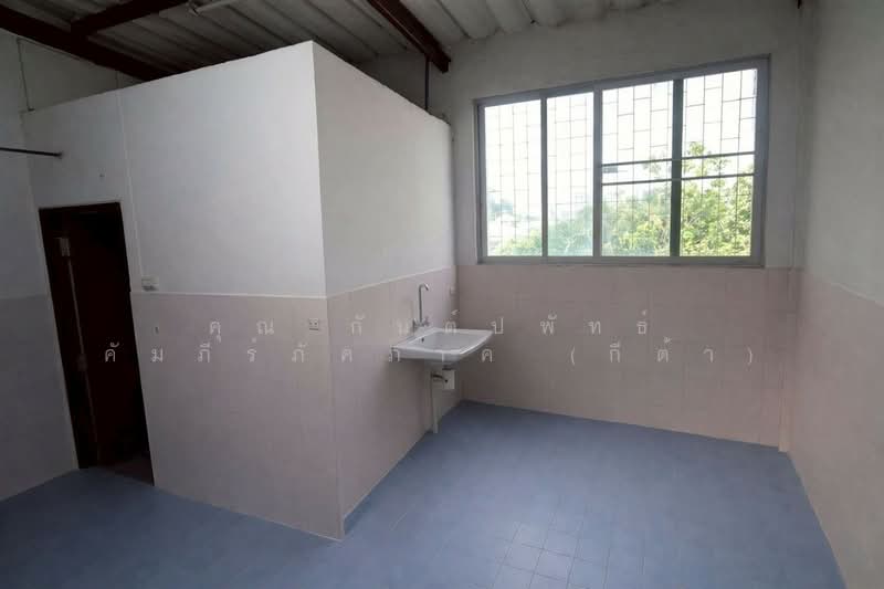 อาคารพาณิชย์ 3 ชั้น 13.3 ตร.ว. อาคารพาณิชย์ ถนนสามเสน ซอยอำนวยสงคราม ใกล้คลีนิครักฟัน, Bangkok, ถนนสามเสน, Tanon Nakorn Chaisri, Dusit, Bangkok, , 100 sqm, Shophouse For Sale, by คุณ กันต์ปพัทธ์ คัมภีร์ภัคภาค (กีต้า), 500228179 - DDproperty.com