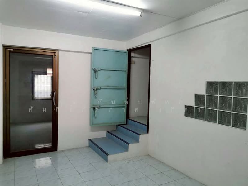 อาคารพาณิชย์ 3.5 ชั้น 17.7 ตร.ว. อาคารพาณิชย์ ซอยเอกชัย69/1 ใกล้บริษัทธัญธรมอเตอร์ จำกัด (บางบอน), กรุงเทพ, ถนนเอกชัย, บางบอน, บางบอน, กรุงเทพ, 130 ตร.ม., ตึกแถว-อาคารพาณิชย์ ขาย, โดย คุณ กันต์ปพัทธ์ คัมภีร์ภัคภาค (กีต้า), 500228205 - DDproperty.com