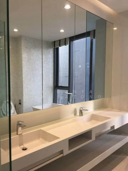 Vittorio 39, Bangkok, 8 Sukhumvit, Khlong Tan Nua, Watthana, Bangkok, 2 Bedrooms, 137 sqm, Condo For Rent, by Suchanya Champatong, 500228214 - DDproperty.com