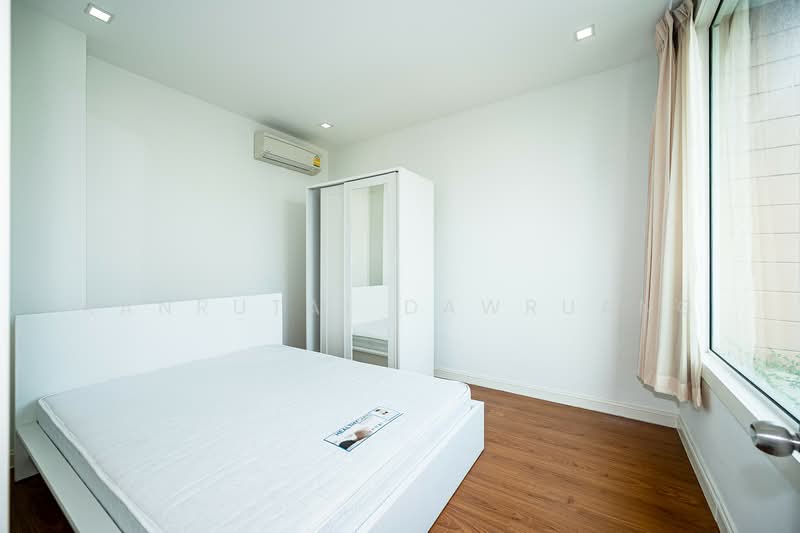 Siri Residence : สิริ เรสซิเด้นซ์, กรุงเทพ, 21 ซอยสุขุมวิท 24, คลองตัน, คลองเตย, กรุงเทพ, 110 ตร.ม., คอนโด ขาย, โดย Kanrutai Dawruang, 500228236 - DDproperty.com