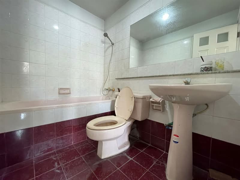 Supalai Ville Rattanathibet, Nonthaburi, Tiwanon Road, Bang Kra So, Muang Nonthaburi, Nonthaburi, 3 Bedrooms, 130 sqm, Townhouse For Sale, by คุณ ภรนันท์ปภัษฬ์ สวัสดิยกุล (ปู), 500228240 - DDproperty.com