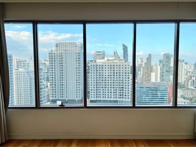 The Emporio Place, Bangkok, 93 Soi Sukhumvit 24, Sukhumvit Road, Khong Tan, Khlong Toei, Bangkok, 2 Bedrooms, 135 sqm, Condo For Sale, by Suchanya Champatong, 500228257 - DDproperty.com