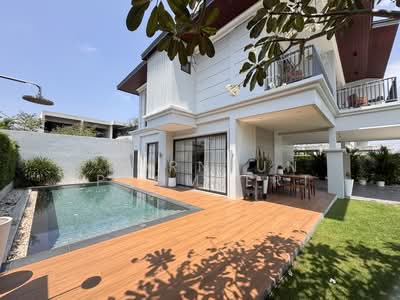 ขาย - Rungsii Village Pattaya : รังสี วิลเลจ พัทยา, ชลบุรี