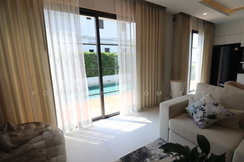Rungsii Village Pattaya, Chon Buri (Pattaya), 91 Soi Tonmamuangsongton 5, Nong Pru, Bang Lamung (Pattaya), Chon Buri (Pattaya), 5 Bedrooms, 305 sqm, Villa For Sale, by Pornpun Promlert, 500228268 - DDproperty.com