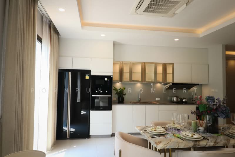 Rungsii Village Pattaya, Chon Buri (Pattaya), 91 Soi Tonmamuangsongton 5, Nong Pru, Bang Lamung (Pattaya), Chon Buri (Pattaya), 5 Bedrooms, 305 sqm, Villa For Sale, by Pornpun Promlert, 500228268 - DDproperty.com