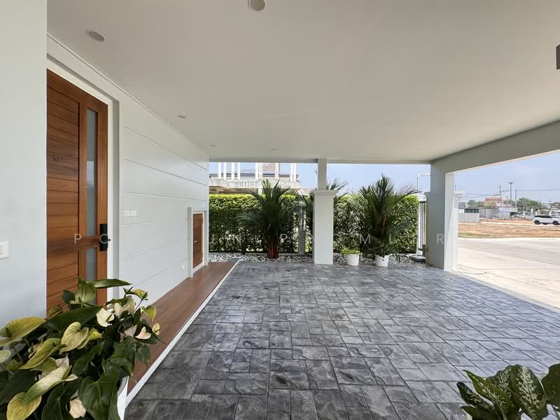 Rungsii Village Pattaya, Chon Buri (Pattaya), 91 Soi Tonmamuangsongton 5, Nong Pru, Bang Lamung (Pattaya), Chon Buri (Pattaya), 5 Bedrooms, 305 sqm, Villa For Sale, by Pornpun Promlert, 500228268 - DDproperty.com