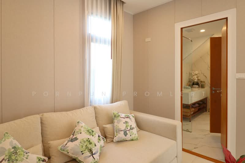 Rungsii Village Pattaya, Chon Buri (Pattaya), 91 Soi Tonmamuangsongton 5, Nong Pru, Bang Lamung (Pattaya), Chon Buri (Pattaya), 5 Bedrooms, 305 sqm, Villa For Sale, by Pornpun Promlert, 500228268 - DDproperty.com