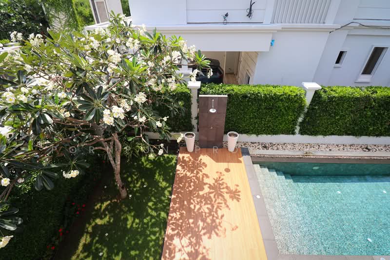 Rungsii Village Pattaya, Chon Buri (Pattaya), 91 Soi Tonmamuangsongton 5, Nong Pru, Bang Lamung (Pattaya), Chon Buri (Pattaya), 5 Bedrooms, 305 sqm, Villa For Sale, by Pornpun Promlert, 500228268 - DDproperty.com